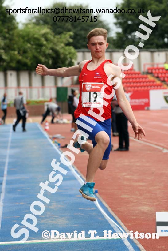 Junior boys long jump, English Schools Track and Field. Photo: David T. Hewitson/Sports for All Pics